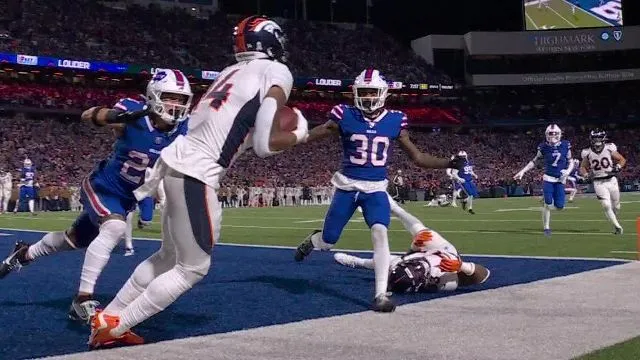 Broncos beat miscue-laden Bills